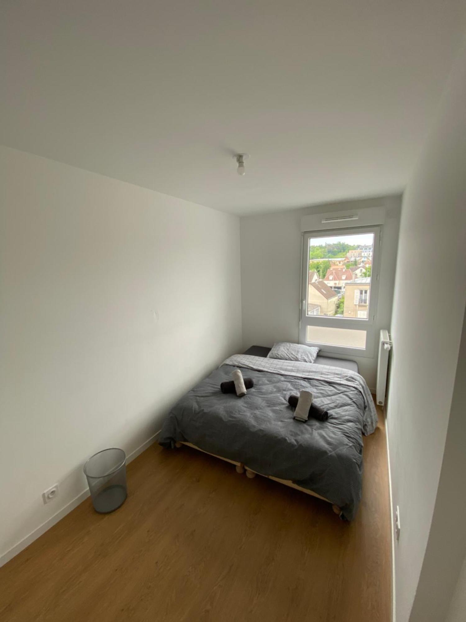Charme Citadin Apartment Villemomble Luaran gambar