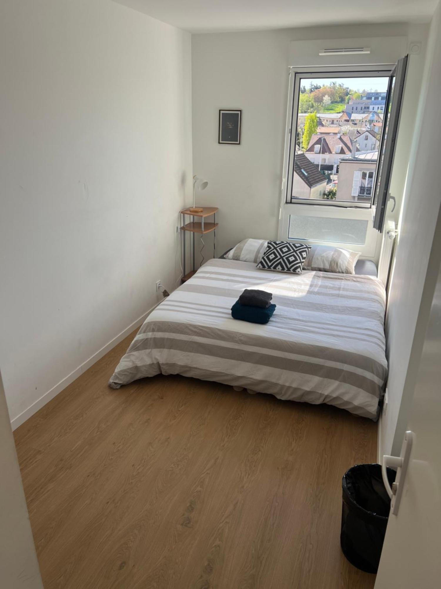 Charme Citadin Apartment Villemomble Luaran gambar